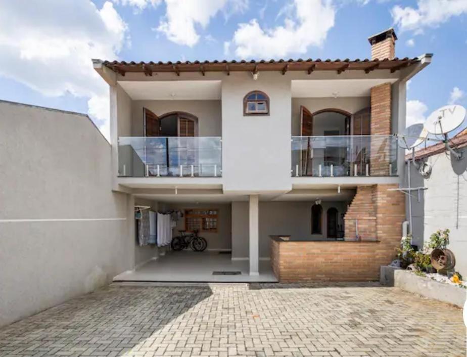 Quarto Em Casa Da Familia Anton São José dos Pinhais エクステリア 写真
