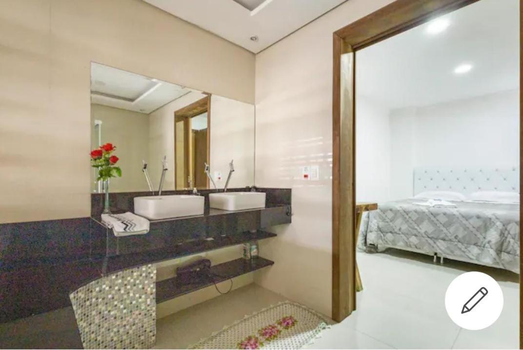 Quarto Em Casa Da Familia Anton São José dos Pinhais エクステリア 写真