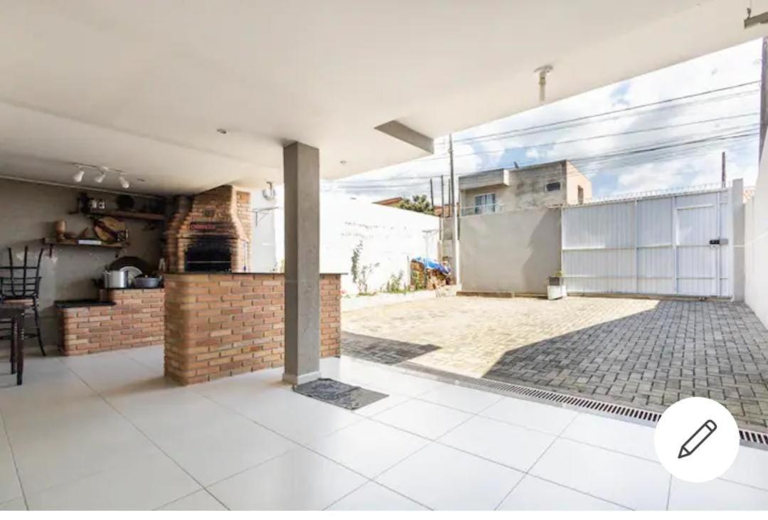 Quarto Em Casa Da Familia Anton São José dos Pinhais エクステリア 写真